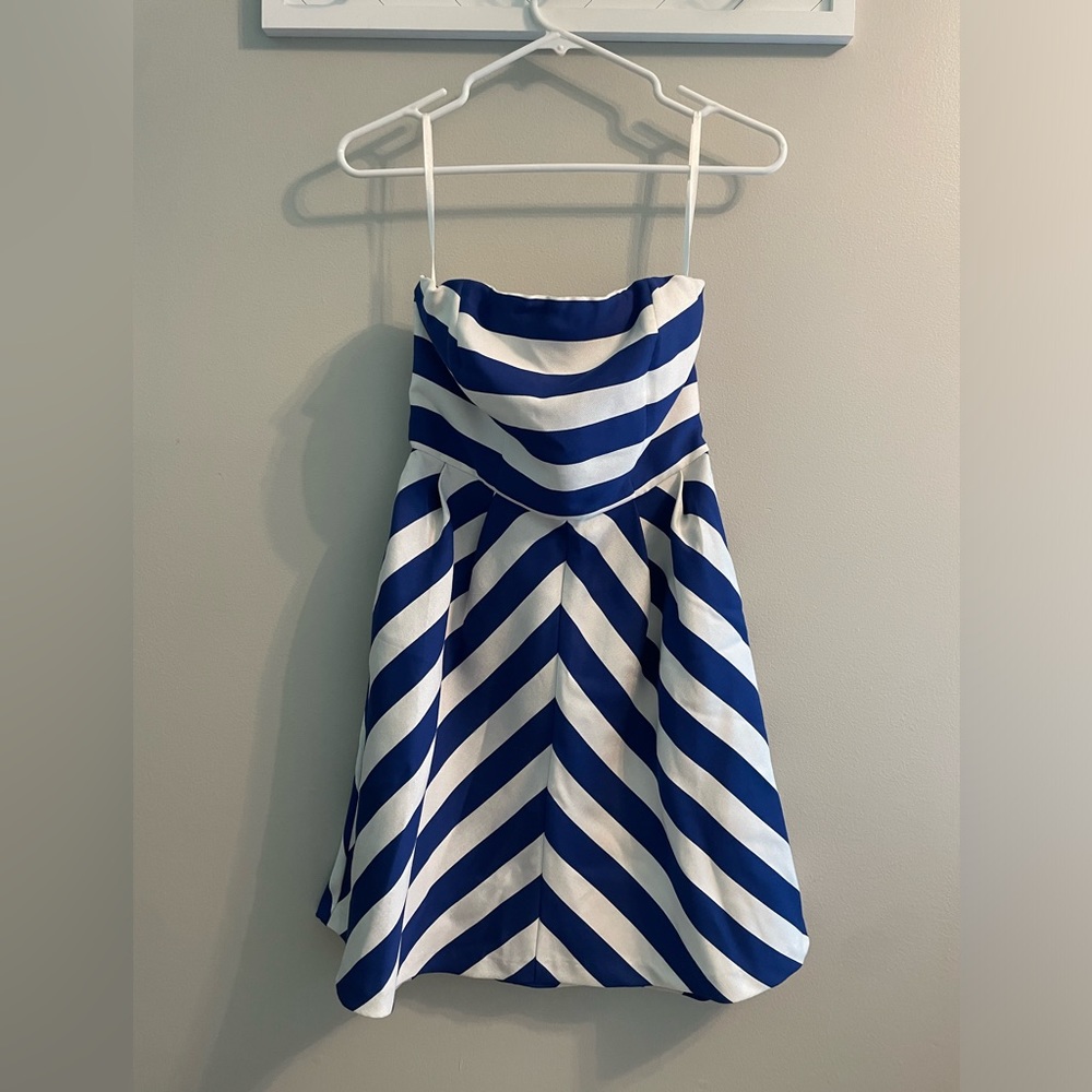 NWT Limited strapless dress